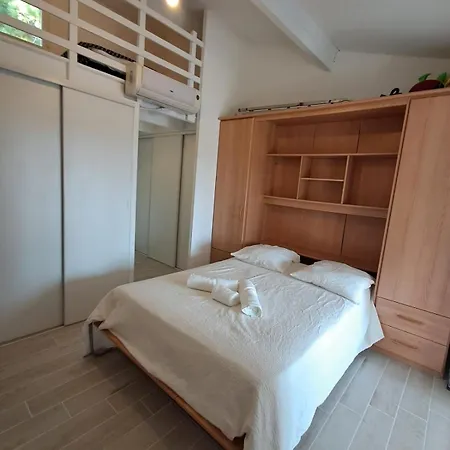 L'escapade Ensoleillee - Pavillon Pour 4 *